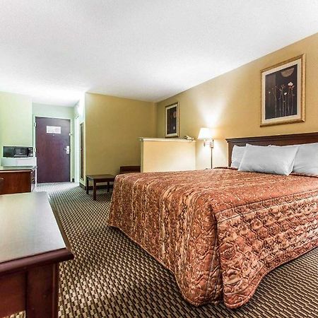Rodeway Inn Портедж Экстерьер фото