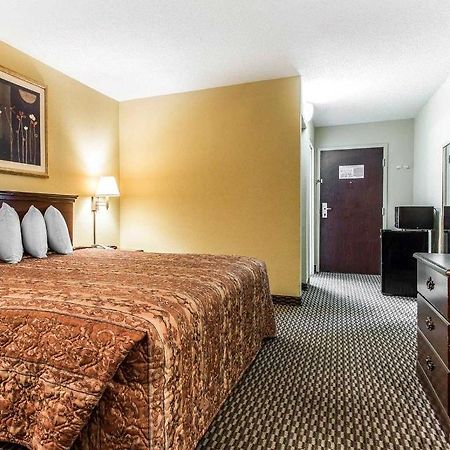 Rodeway Inn Портедж Экстерьер фото