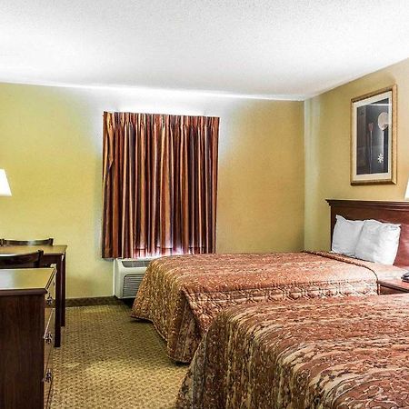 Rodeway Inn Портедж Экстерьер фото