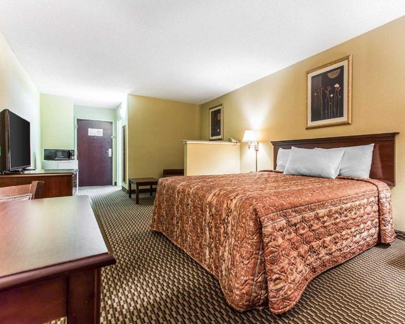 Rodeway Inn Портедж Экстерьер фото