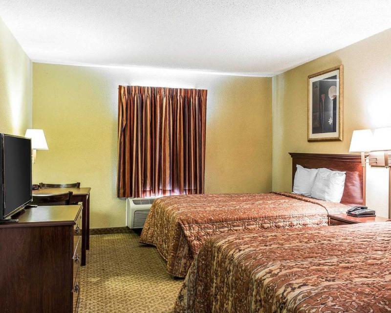 Rodeway Inn Портедж Экстерьер фото